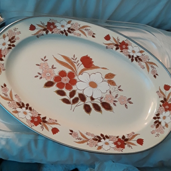 Vintage Other - Kingsbury DogWood collection serving tray